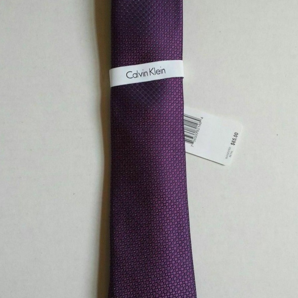 Calvin Klein Men's Micro-Solid Silk Tie lavender